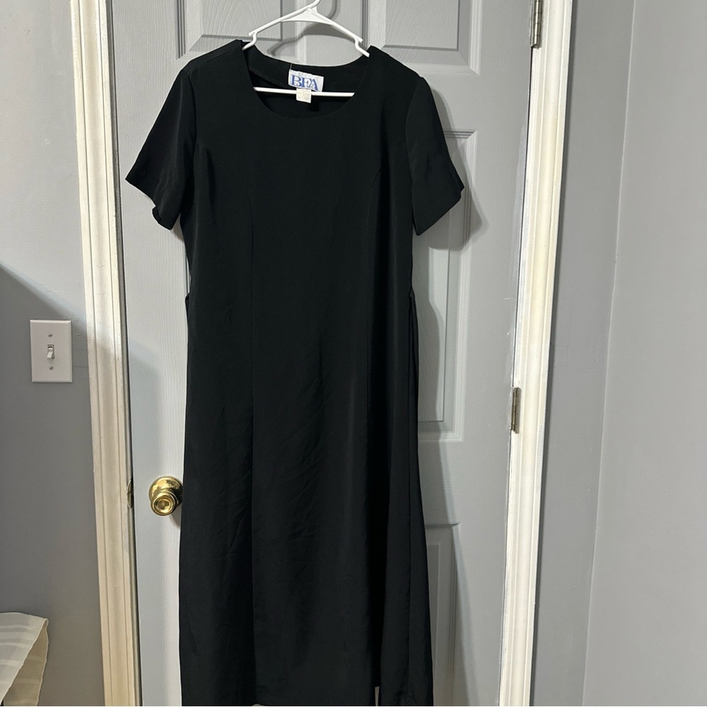 Classic Black Midi Dress A-Line Crew Neck